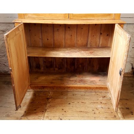 Viktorianischer Kiefern Schrank Vitrine Weichholz original antik ca 1840