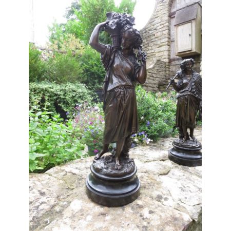 Original antike Bronzefiguren Skulpturen französisch "Harvest from The Land / Sea" Boyer ca 1900