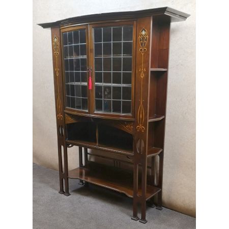 Art Nouveau Antike Vitrine Nussbaum Jugendstil englisch ca 1900