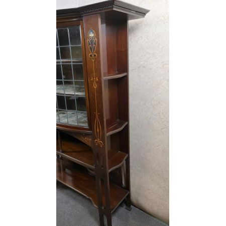 Art Nouveau Antike Vitrine Nussbaum Jugendstil englisch ca 1900