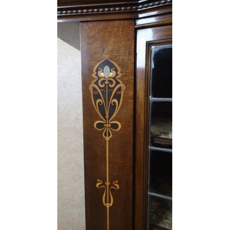 Art Nouveau Antike Vitrine Nussbaum Jugendstil englisch ca 1900