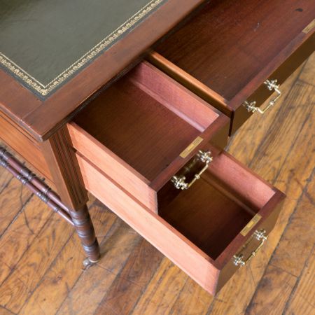 Ausgezeichneter antiker viktorianischer Mahagoni Schreibtisch englisch ca 1850