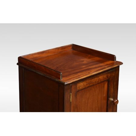 2. Stk original georgianische englische Mahagoni Nachtschränke antik ca 1910