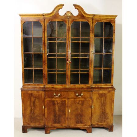 Englisches georgianisches Antikes Bücherregal Nussbaum ca 1910