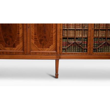 Englischer Mahagoni Breakfront Bücherschrank ca 1910