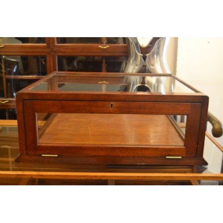 Antike englische Mahagoni Vitrine Schaukasten ca 1920
