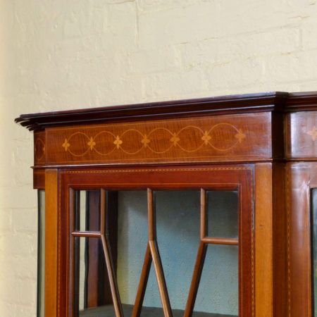 Edwardianische Antike Englische Sheraton style Mahagoni Vitrine ca 1890