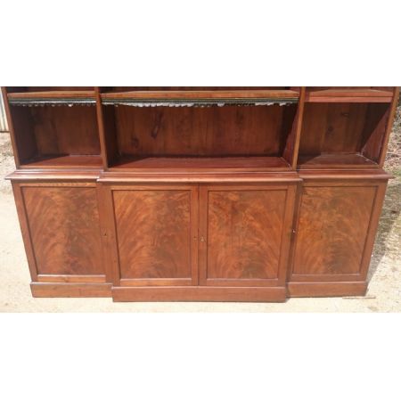 Englisches Antikes Mahagoni Bücherregal ca 1820