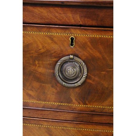 Antike Englische Mahagoni Bogenfront Kommode ca. 19. JH.