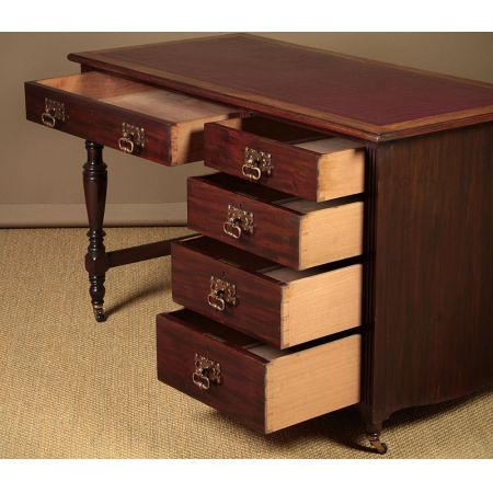 Edwardianischer Antiker Englischer Mahagoni Schreibtisch ca. 1905