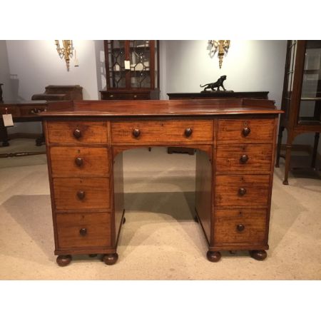 Viktorianischer Mahagoni Massivholz Schreibtisch antik 1850