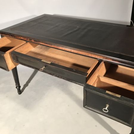 Französischer Antiker Schwarz lackierter Schreibtisch ca. 1900