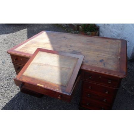 Viktorianischer Antiker Englischer Mahagoni Partnerschreibtisch ca. 1860