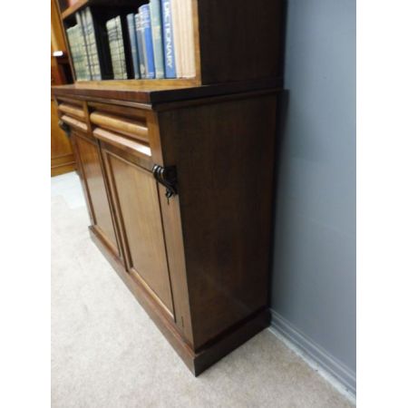 Englischer Antiker Viktorianischer Mahagoni Bücherschrank ca. 1880