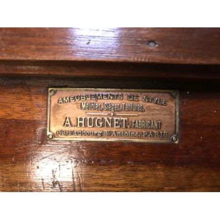 Französischer Antiker verglaster Nussbaum Bücherschrank ca. 19. JH.