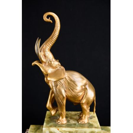 Art Deco Antike Englische dreiteilige Ormolu Elefanten Uhr ca. 1920