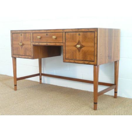 Antiker Art Deco Nussbaum Schreibtisch englisch ca 1925