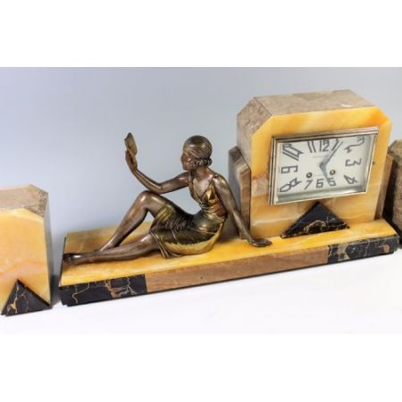 Antike französische Art Deco Uhr Marmor Bronze Figur Chiparus ca 1920