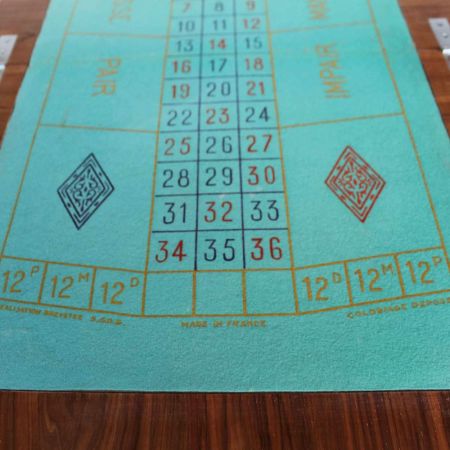 Antiker Englischer Asprey Art Deco Nussbaum Spieltisch ca. 1930