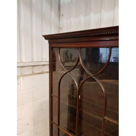 Regency Englisches Antikes Mahagoni verglastes Bücherregal ca. 1820