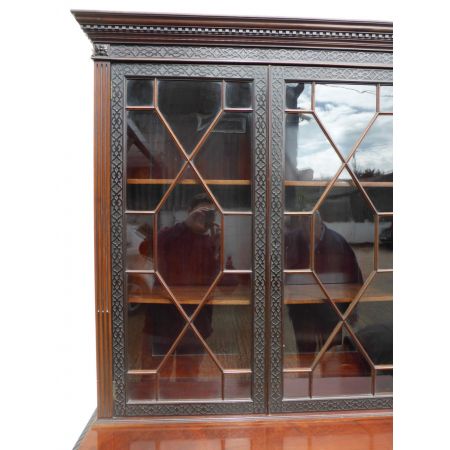 Viktorianisches Antikes Englisches Mahagoni Bücherregal ca. 1860