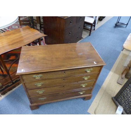 Georgianische Englische Antike Mahagoni Kommode ca. 1750