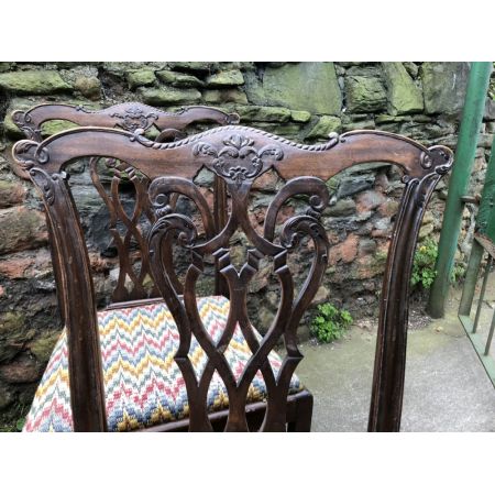 4 George III. Antike Englische Mahagoni Stühle im Chippendale Stil ca. 18. JH.