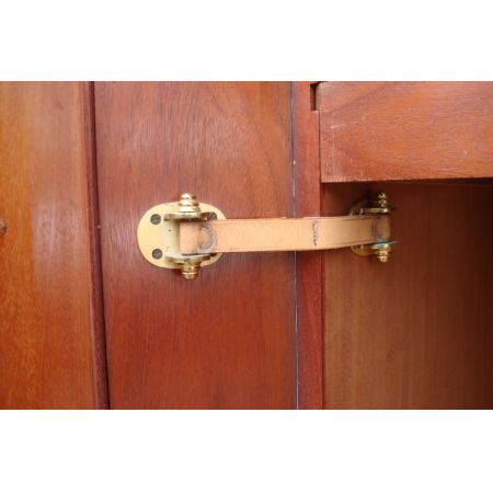 Viktorianischer Antiker Englischer Mahagoni Kleiderschrank ca. 1860