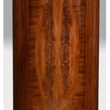 Edwardianischer antiker Mahagoni Kleiderschrank Maple & Co 1910