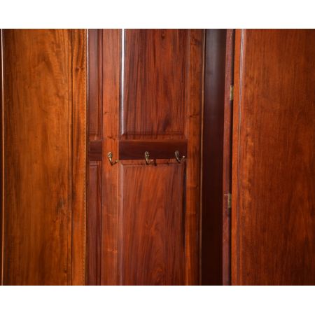 Edwardianischer antiker Mahagoni Kleiderschrank Maple & Co 1910