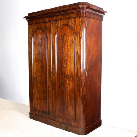 Viktorianischer Mahagoni Kleiderschrank original antik 1860