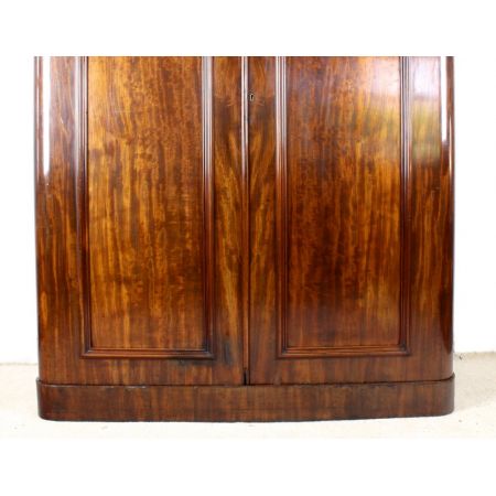 Viktorianischer Mahagoni Kleiderschrank original antik 1860