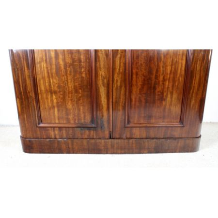 Viktorianischer Mahagoni Kleiderschrank original antik 1860