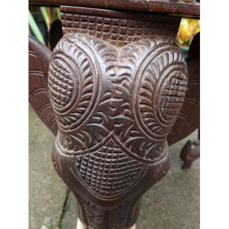 Antiker indischer Teakholz Beistelltisch ca. 1900