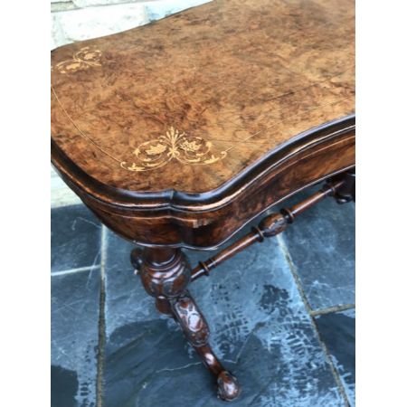 Viktorianischer Antiker Englischer Grat Nussbaum Spieltisch ca. 1860