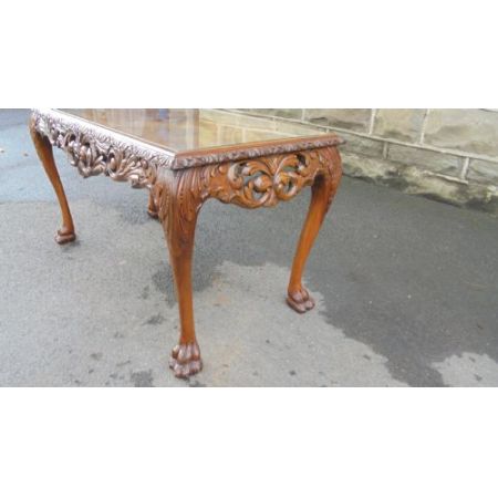 Englischer Antiker Grat Nussbaum Kleintisch ca. 1910