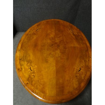 Viktorianischer Nussbaum Kaffeetisch Sofatisch antik 1870