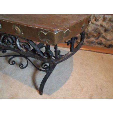 Arts and Crafts Kupfer Gusseisen Sofatisch Kaffeetisch antik ca 1900