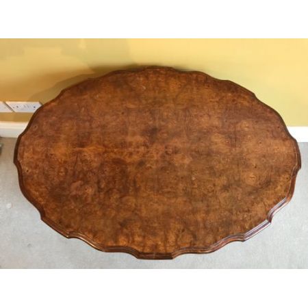 Antiker Queen Anne Kaffeetisch Nussbaum englisch ca 1920