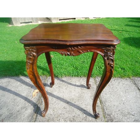 Französischer Nussbaum Beistelltisch original antik ca 1850