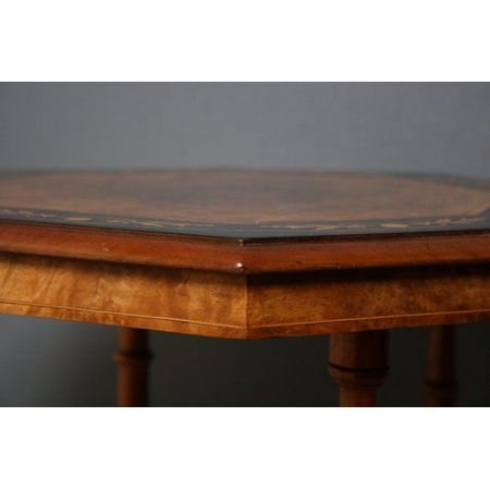 Viktorianischer antiker Nussbaum Beistelltisch englisch ca 1880