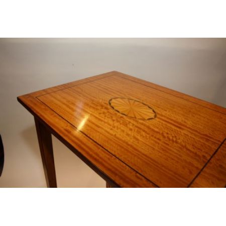 Regency Satinholz Beistelltisch original antik ca 1820