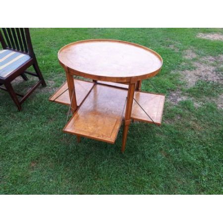 Antiker britischer Nussbaum Beistelltisch klappbar ca 1910