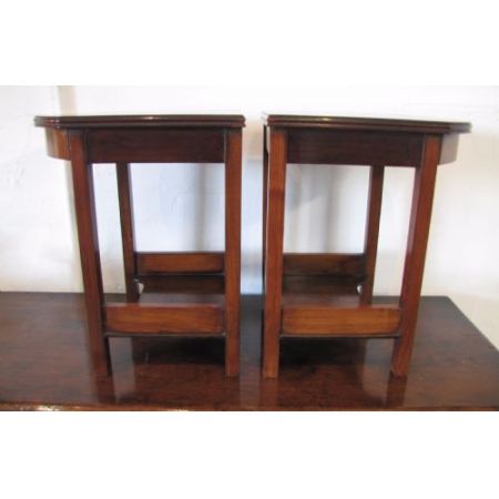 Antike Art Deco Beistelltische Nussbaum britisch ca 1930