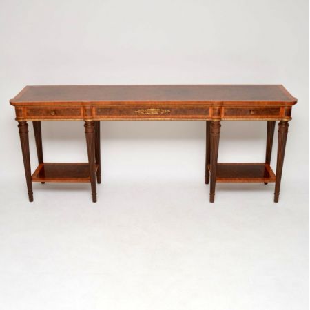 Antiker französischer Nussbaum Kingwood Beistelltisch ca 1930