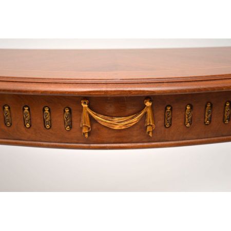 Antiker französischer Nussbaum Konsolentisch Kingwood Beistelltisch ca 1930