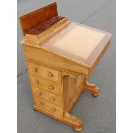 Englischer Antiker Nussbaum Davenport viktorianisch ca. 1880