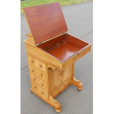 Englischer Antiker Nussbaum Davenport viktorianisch ca. 1880