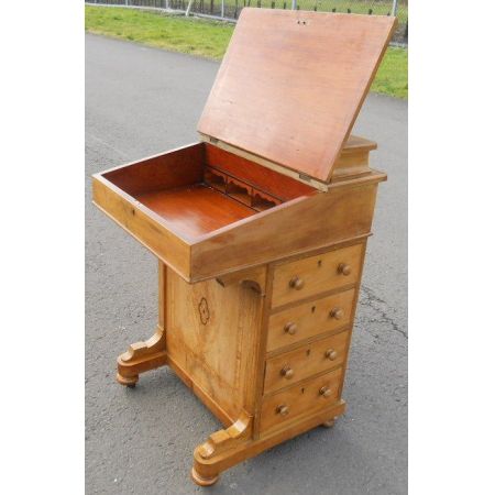 Englischer Antiker Nussbaum Davenport viktorianisch ca. 1880