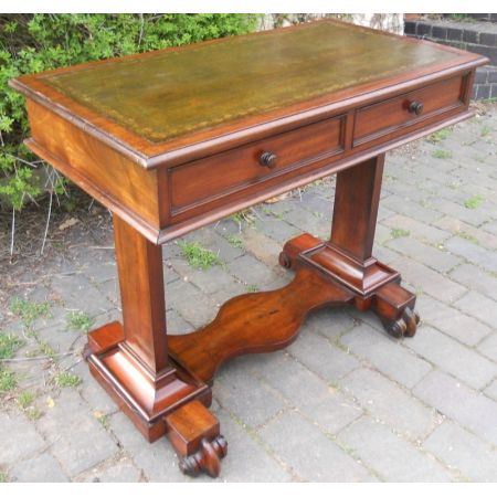 Viktorianischer antiker Mahagoni Damen Schreibtisch Ladies Desk ca 1850